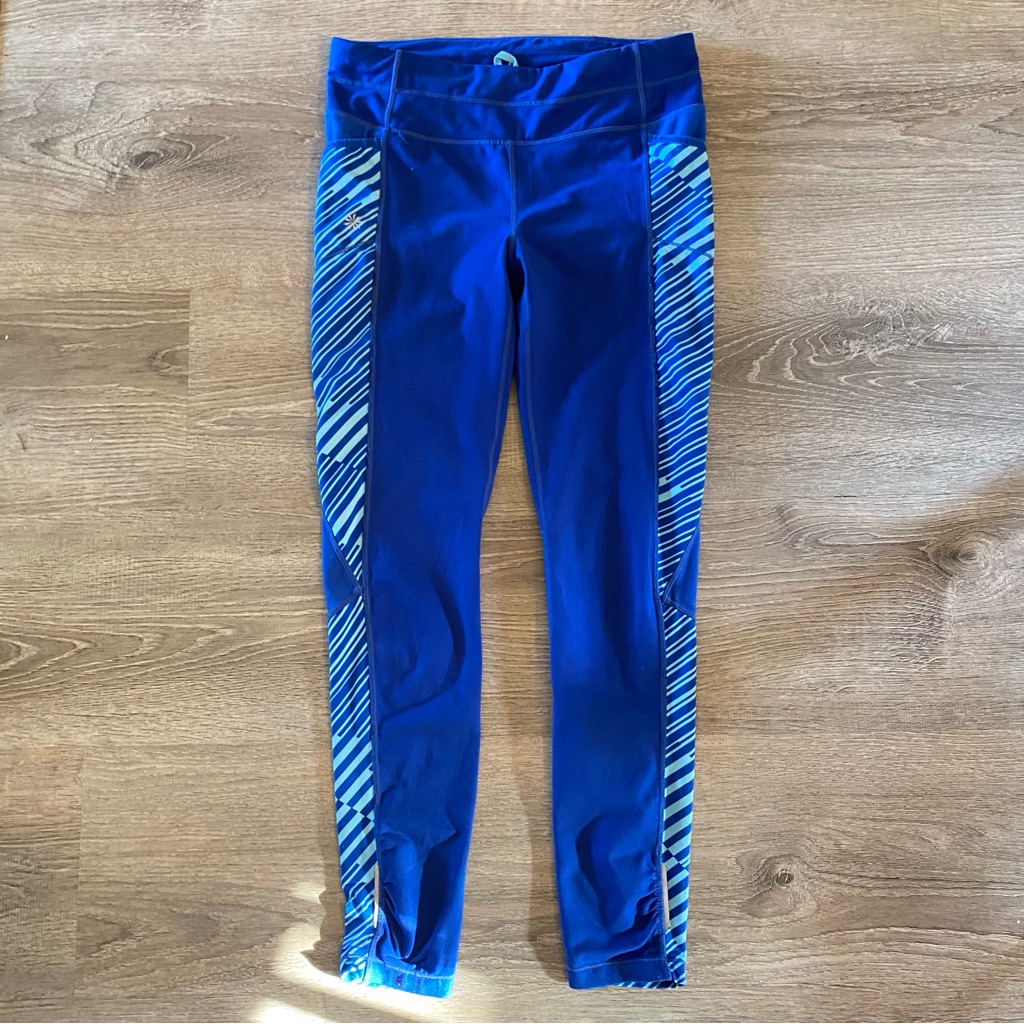 Athleta Sting Be Free Leggings Size M